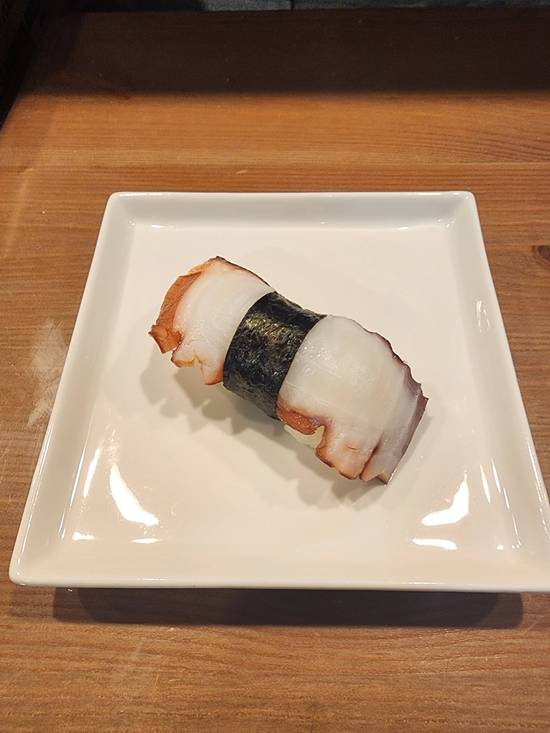 Tako Nigiri