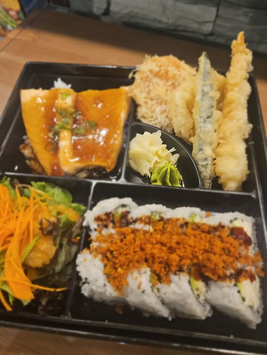 SALMON TERIYAKI BENTO