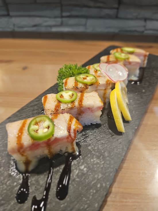 Red Tuna Oshi