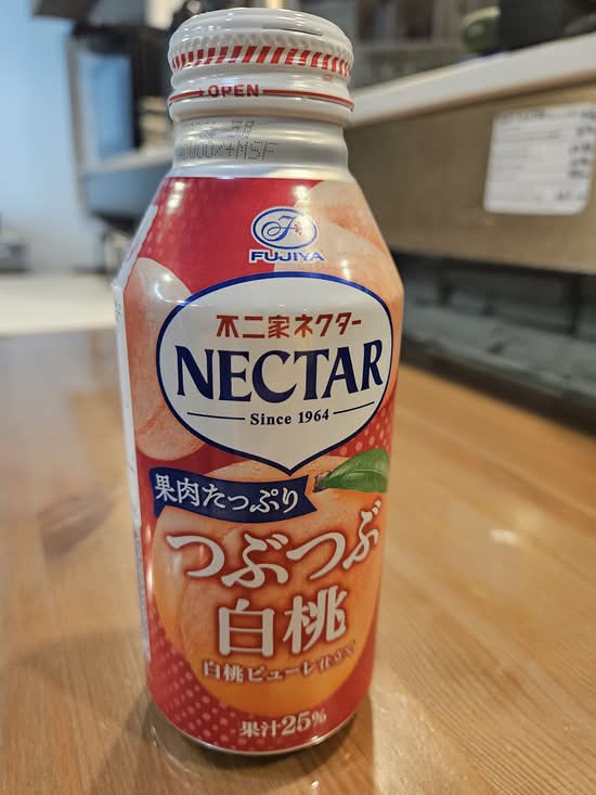 Peach juice (Japanese)