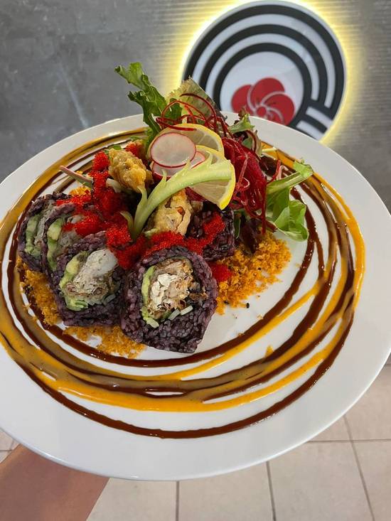 Tarantula (Soft Shell Crab) Roll