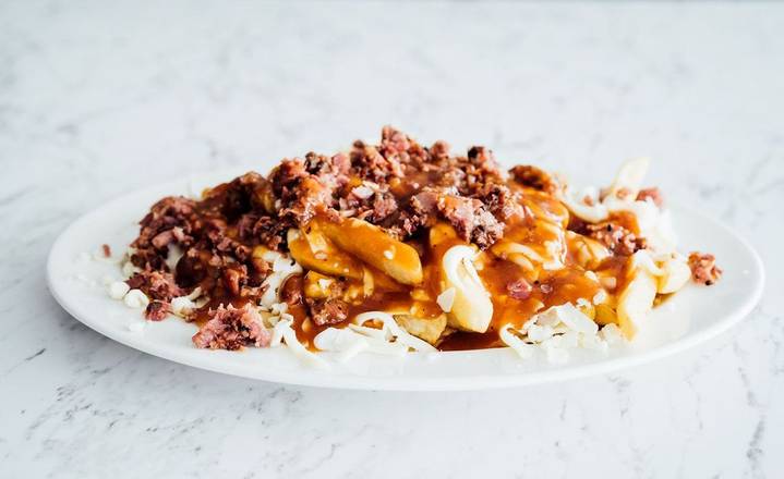 Poutine avec Viande Fumée / Smoked Meat Poutine