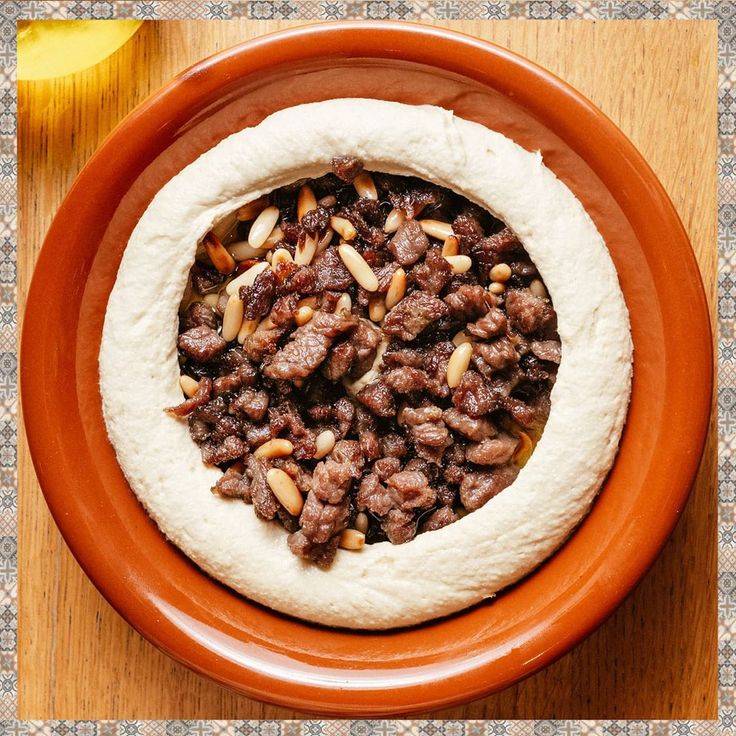 Hummus with Ground Beef
