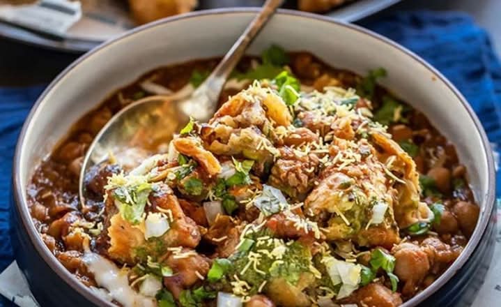 Chana samosa chat.