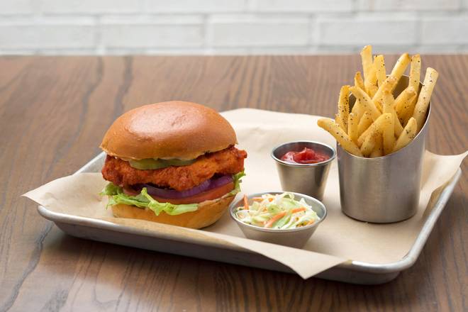 NASHVILLE CHICKEN SANDWICH