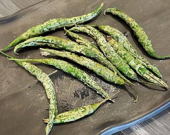 Fried Green Chillies (5 pieces)