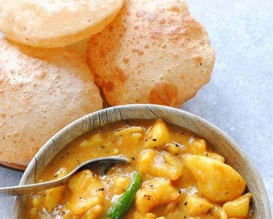 Aloo Sabzi Puri
