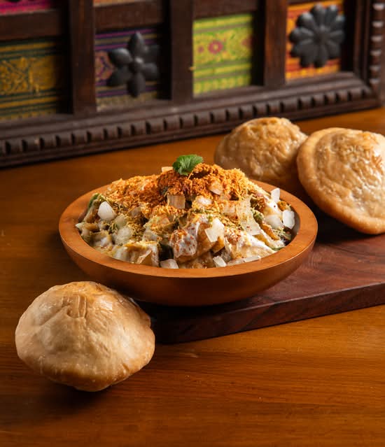 Dal Kachori Chaat (per plate)