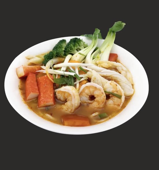 P12 - Tom Yum Soup