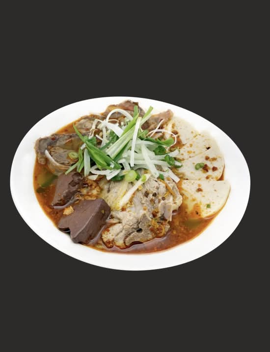 P7 - Hue Style Vermicelli Soup