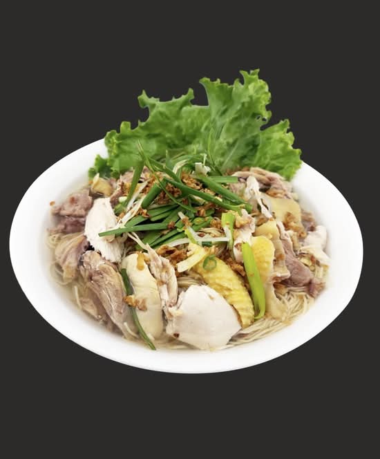 P9- Free Run Chicken Noodle Soup