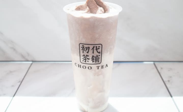 Icy Oreo Tornado W. Cheesy Cream