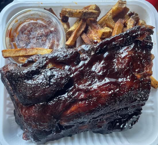 Côtes levées de porc 10 oz (demi-rack) / 10 oz Baby Back Pork Ribs (Half Rack)