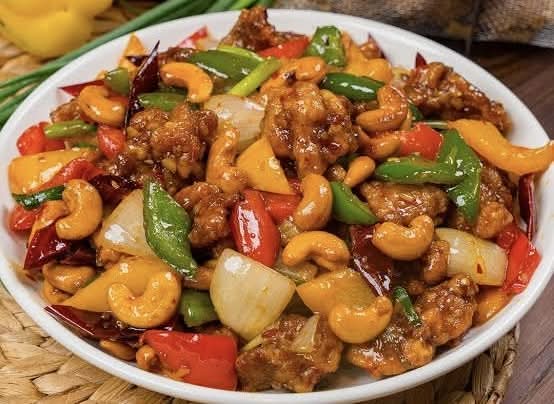 Cashew Nut Stir Fried with Crispy Chicken + Rice