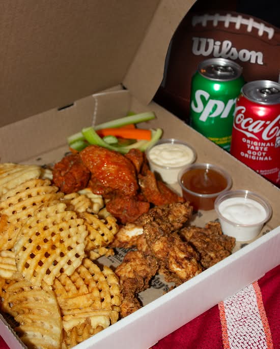 8 wings with dip + Chicken Tenders + Waffle Fries & Dip + 2x Pop