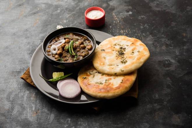 Chole Kulche