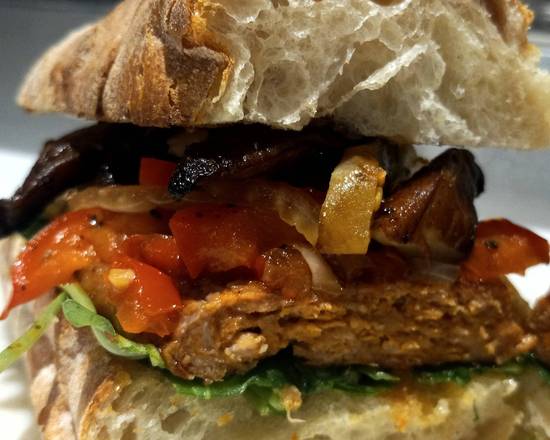 Panini Saucisse Italienne / Italian Sausage