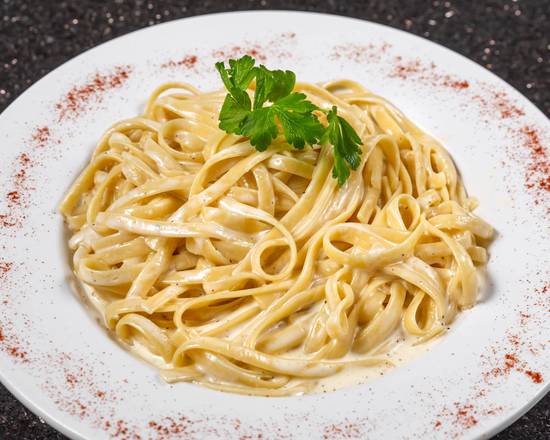 Fettuccini Alfredo