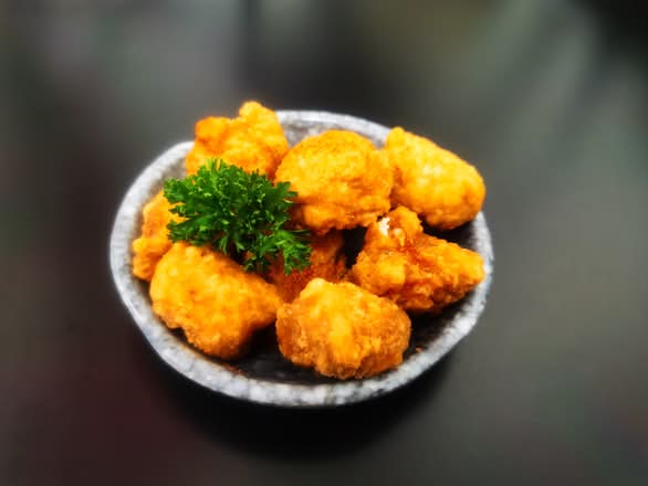 206. Poulet frit (6mcx)