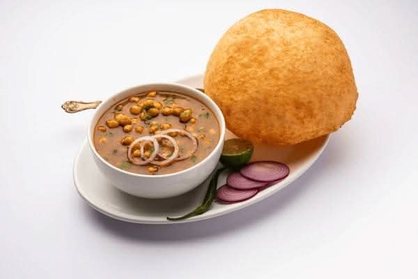 Channa Bhatura