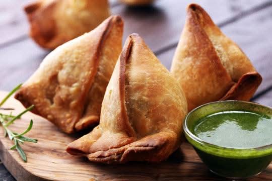 Crispy Samosas (3pc)