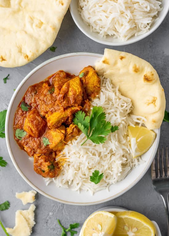Non-Veg Curry + Rice + Naan Combo