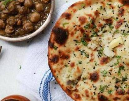 Amritsari Kulcha Channa