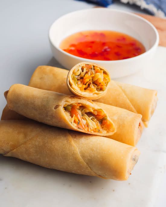 Vegetable Spring Roll (6pc)