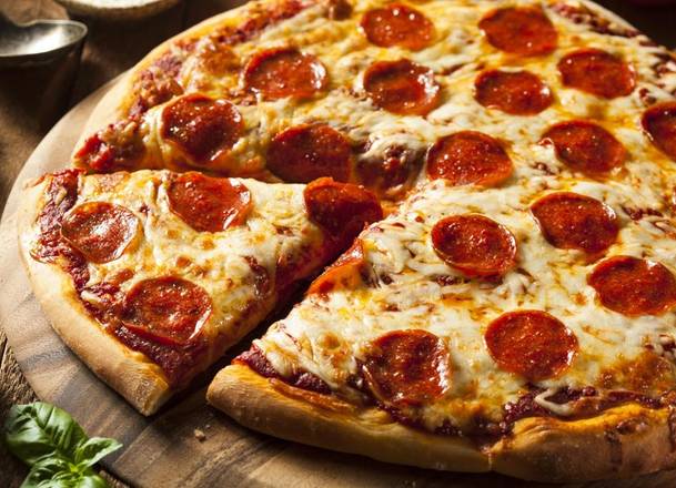 12" pizza pepperoni / 12" Pepperoni Pizza