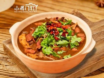 Clay Pot Stewed Pork Intestines & Tripe