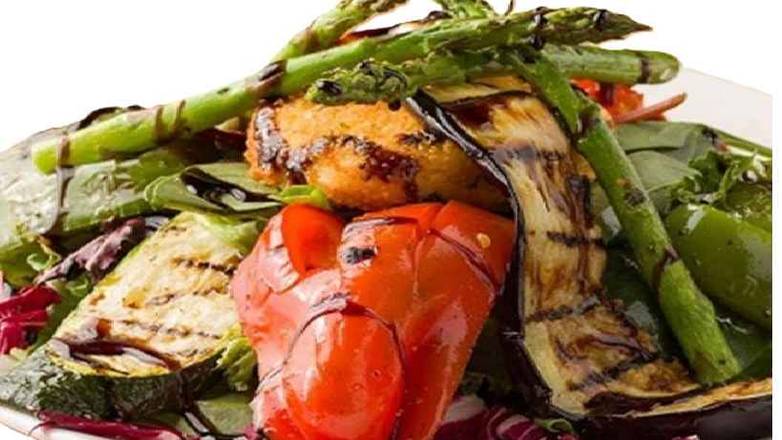 Grilled Vegetables and Warm Goat Cheese Salad