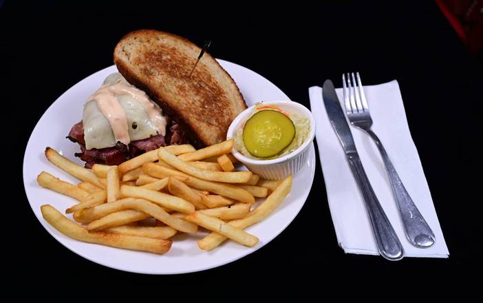Reuben Sandwich on Rye