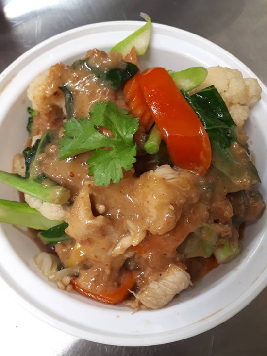 31.Satay Sauce Stir-fry (Pad Peanut Sauce)