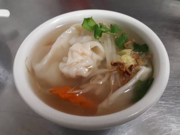 10. Shrimp Wonton Soup - Mild