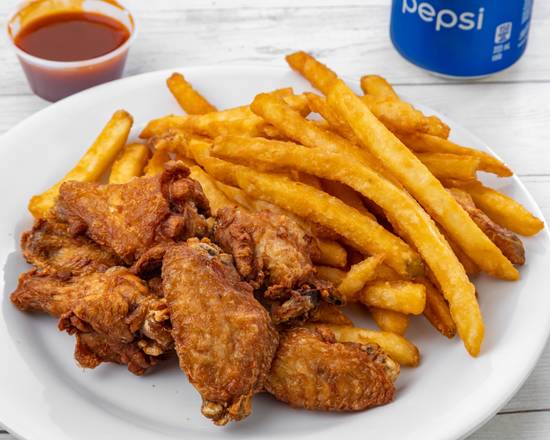 Ailes de Poulet, Frites / Chicken Wings, French Fries