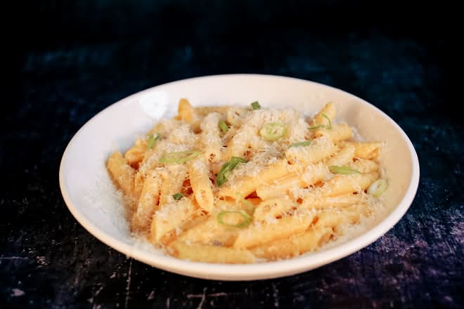 Penne au pesto de tomates séchées / Sun-Dried Tomato Pesto Penne