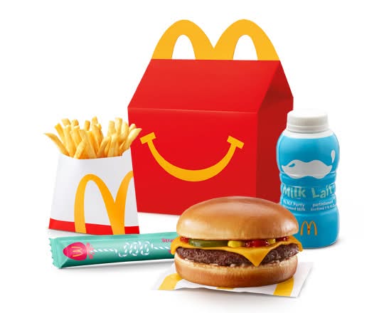 Happy Meal Cheeseburger with Small Fries [560-670 Cals]