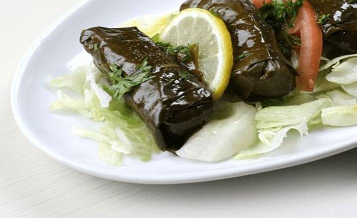 4. Feuilles de vignes / Vine Leaves