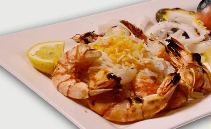 48. Crevettes grillées  / Grilled Shrimp