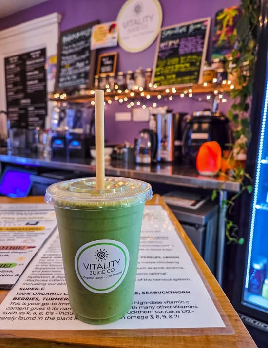 *Seasonal* Matcha Mint Chip Smoothie