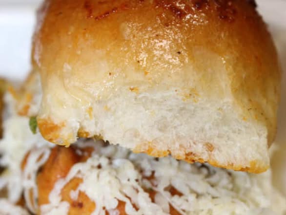 Bombay Vada Pav - 2 Pcs