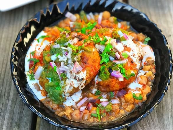 Aloo Tikki Chat