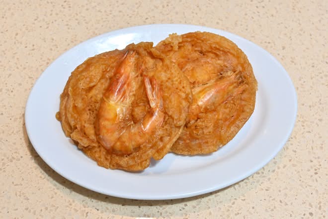 32.Deep Fried Shrimp Cracker