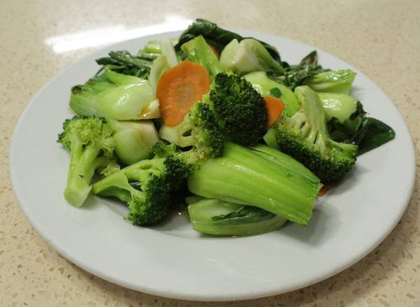 30. Stir Fried Mixed Vegetable Garlic Sauce