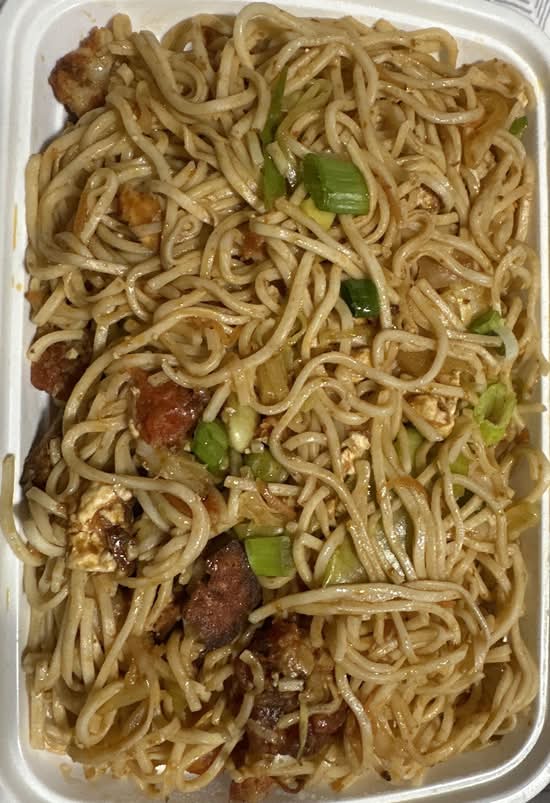 Mixed Veg Noodles (paneer, Gobi, veggies)
