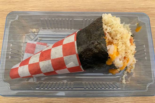 Spicy Salmon Hand Roll