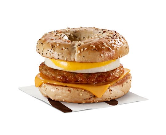Everything Sausage 'N Egg Bagel [610.0 Cals]
