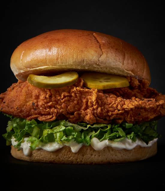 CLASSIC CHICKEN SANDWICH - CALS 650