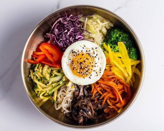 Grilled Spicy Pork Bibimbap with Soup