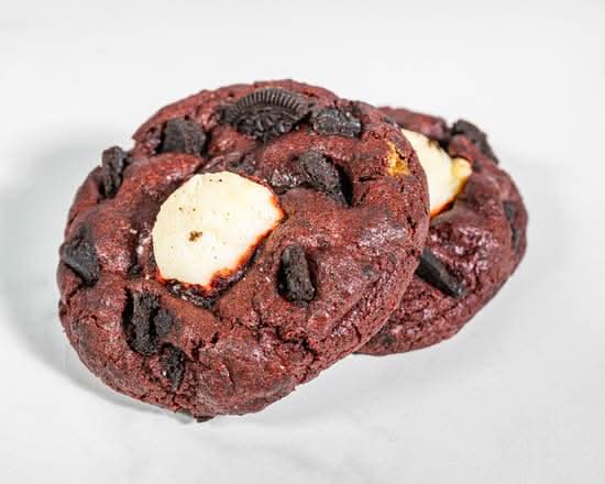 Red Velvet Oreo Cream Cheese Cookie